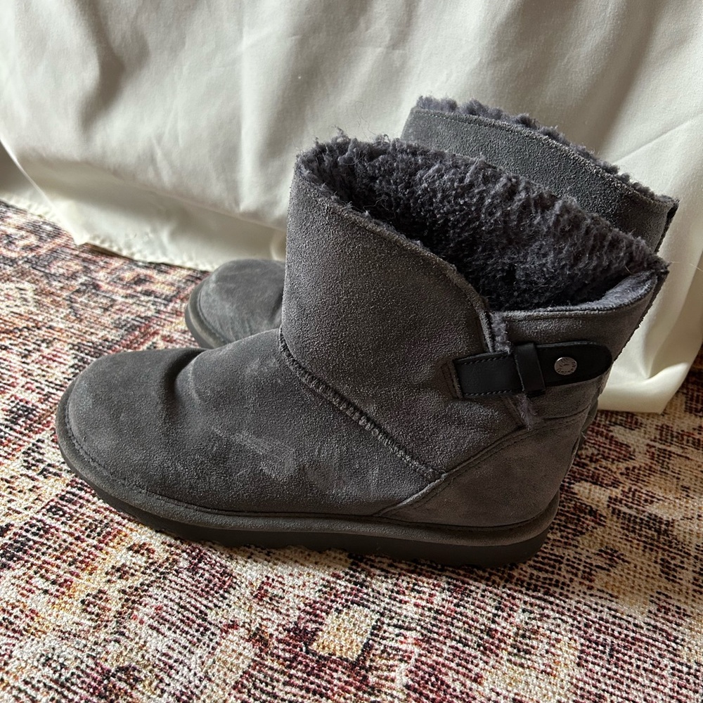 Bearpaw boots